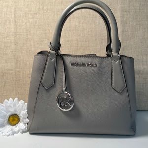 Michael kors small gray bag.